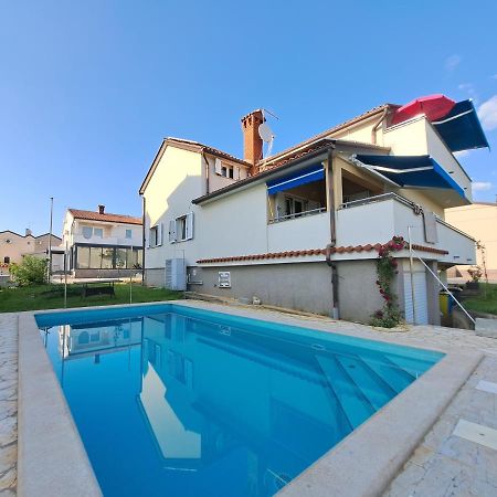 Apartament Casa Antonio With Swimming Pool Novigrad  Zewnętrze zdjęcie