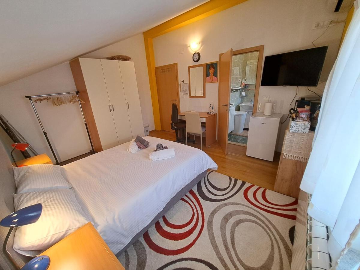 Apartament Casa Antonio With Swimming Pool Novigrad  Zewnętrze zdjęcie