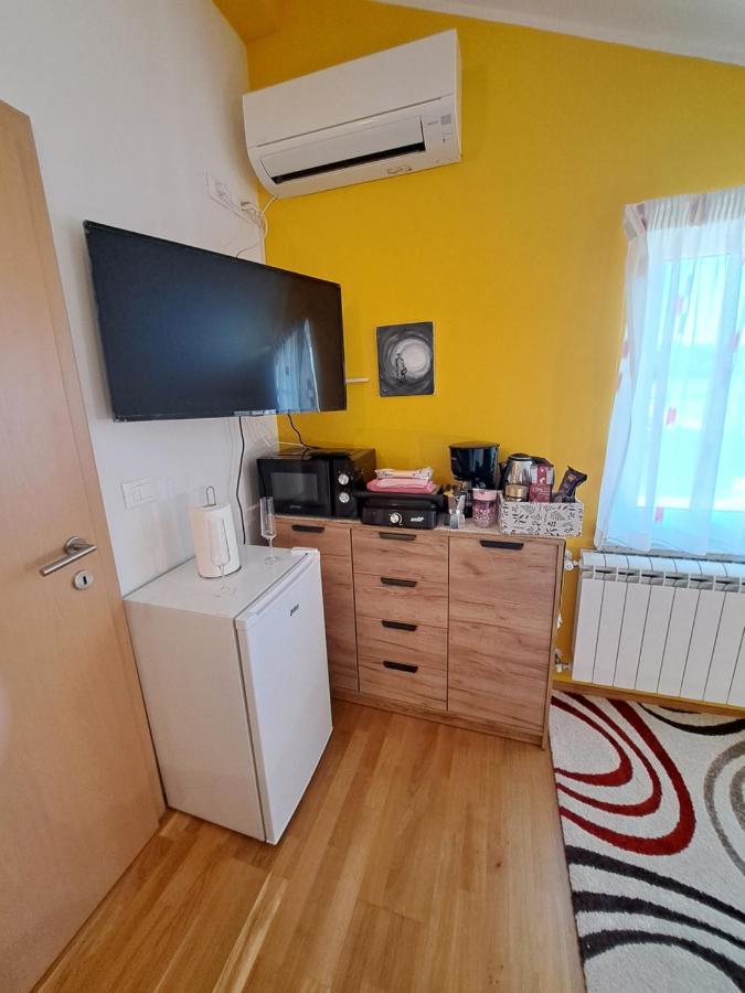 Apartament Casa Antonio With Swimming Pool Novigrad  Zewnętrze zdjęcie