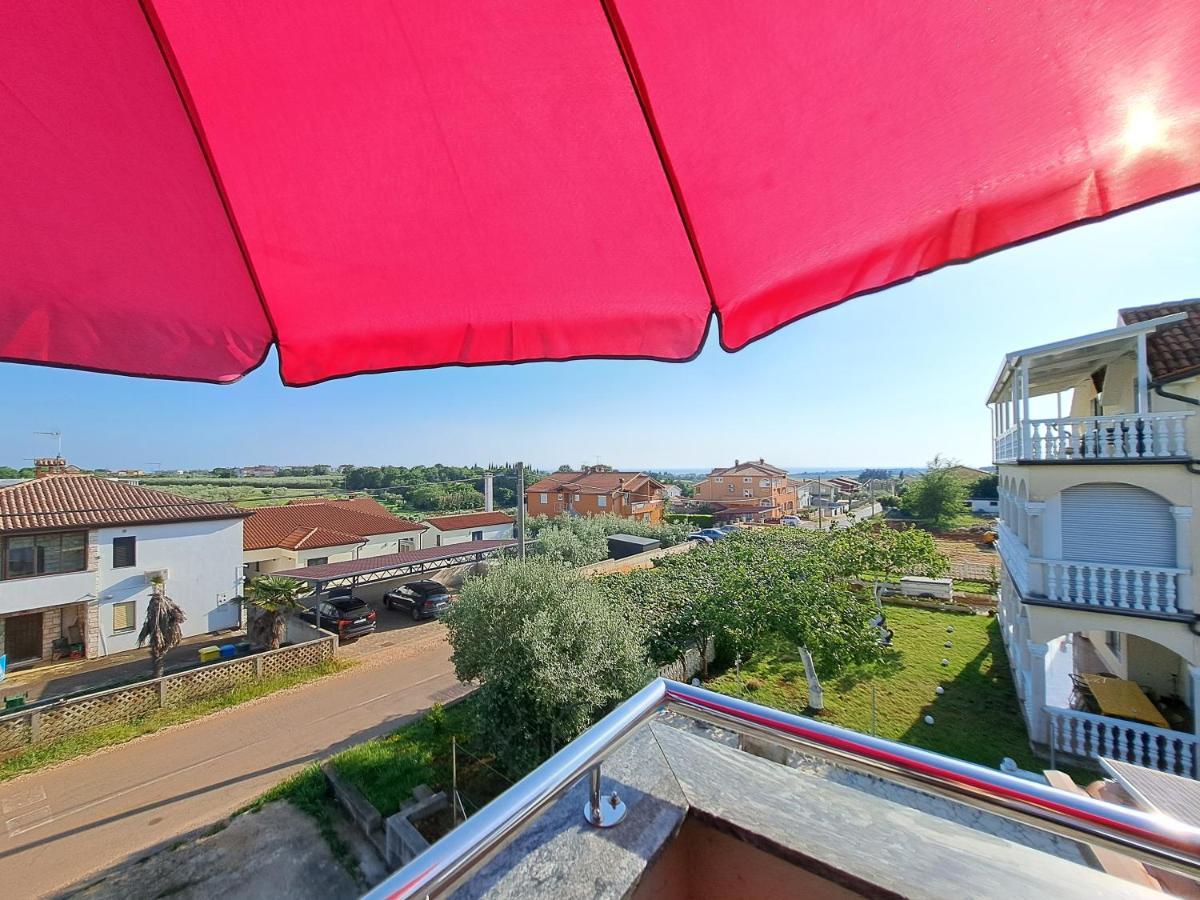 Apartament Casa Antonio With Swimming Pool Novigrad  Zewnętrze zdjęcie