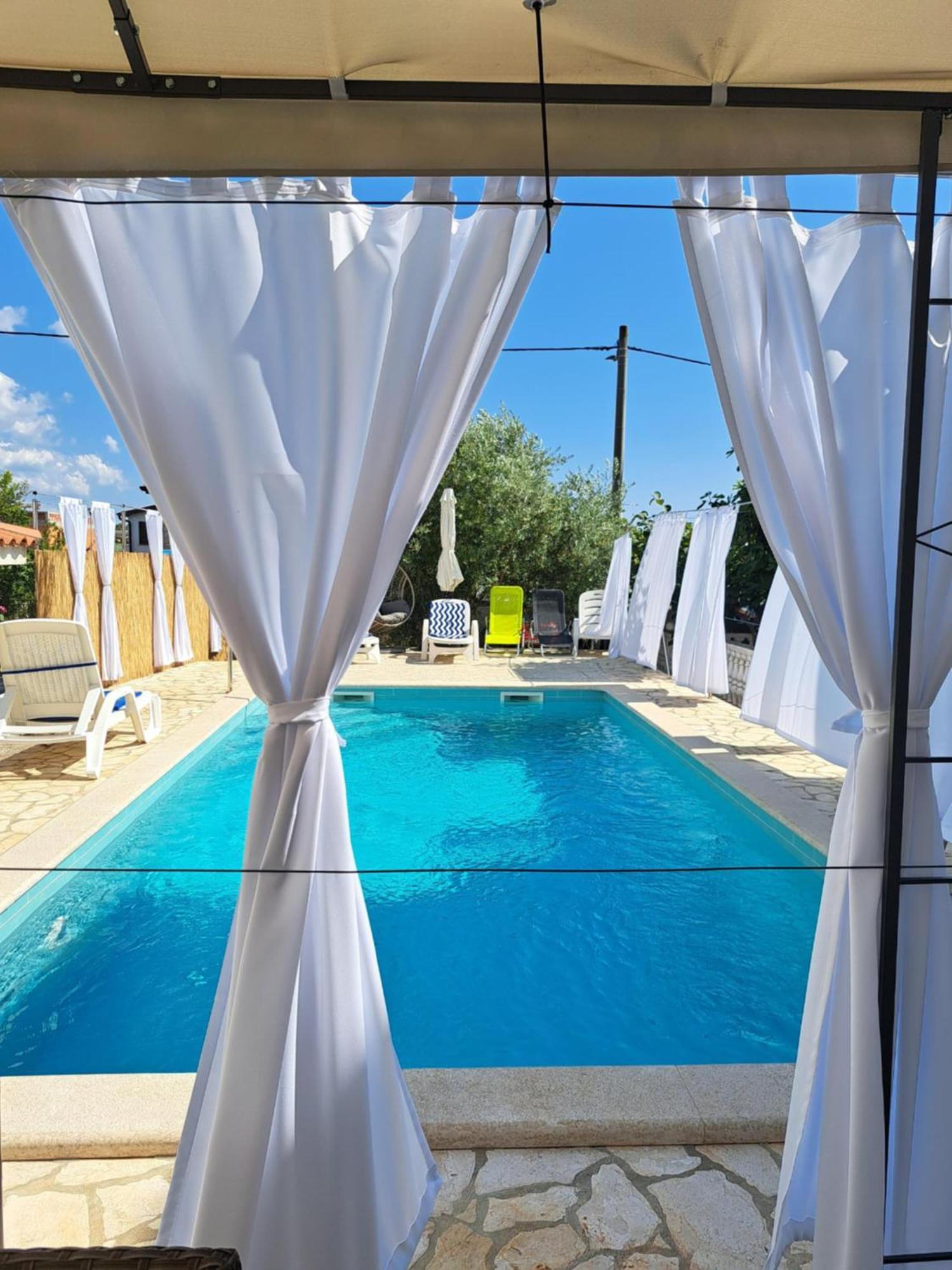 Apartament Casa Antonio With Swimming Pool Novigrad  Zewnętrze zdjęcie